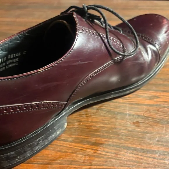Bostonian Dark Burgundy Men's Oxfords - Picture 6 of 11